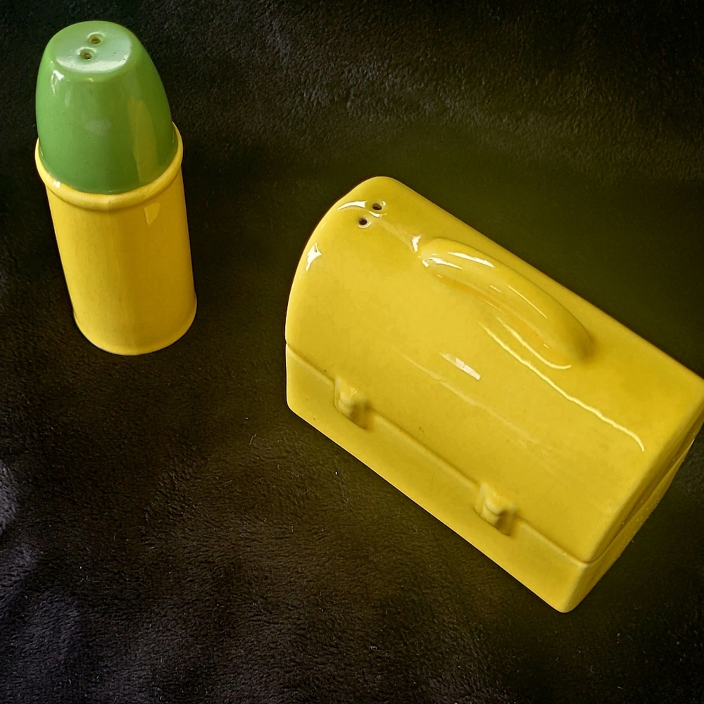 Vintage Salt and Pepper Shakers - Picture 3 of 3